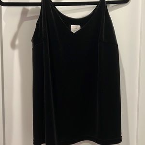 BLACK VELVET TOP